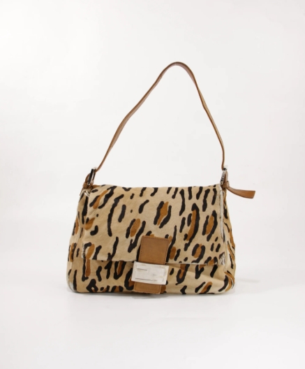 Fendi Danmark: Hvorfor Disse Accessories Er Mine Nye Essentials